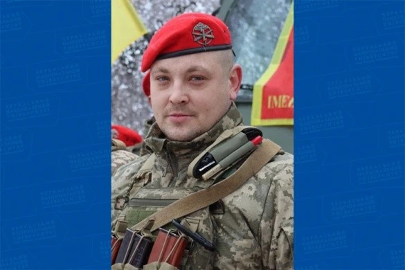 Герої серед нас: майор ЗСУ з Черкас отримав державну нагороду за бої на Куп’янщині Герої серед нас: майор ЗСУ з Черкас отримав державну нагороду за бої на Куп’янщині