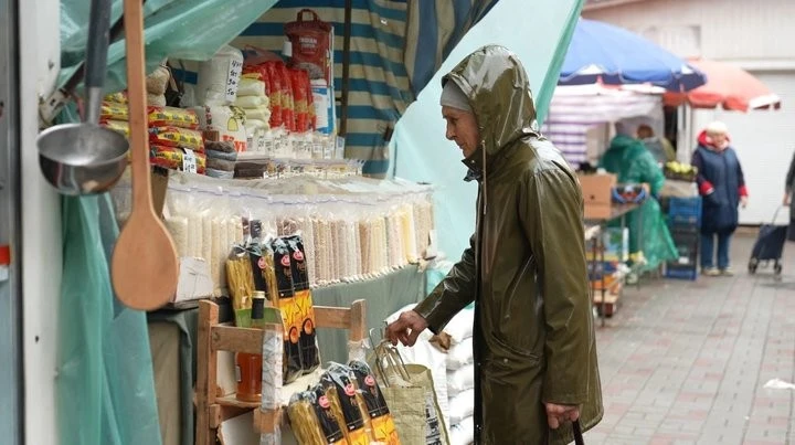 Гречка по 100 гривень і товар, який не поспішають віддавати на ринок: що відбувається з цінами у Черкасах